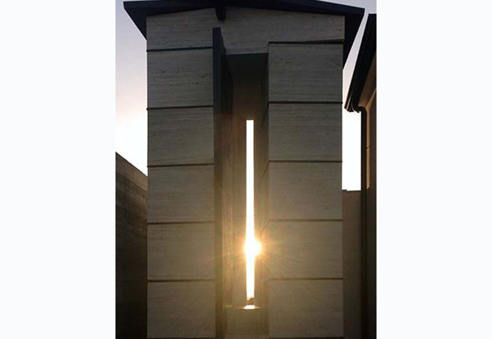 LO SPAZIO TRA LE COSE (LA LUCE DEL TRAMONTO)-EDIFICIO DEDICATO ALLA SEPOLTURA A MUSSOMELI (CL)